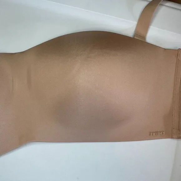 NEW SKIMS womens sz 36DDD wireless strapless lightly padded removable straps bra - Picture 5 of 12